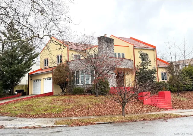 Single family home for sale at 26105 Bridgewater Ave, Glen Oaks, NY 11004 | MLS# 948578