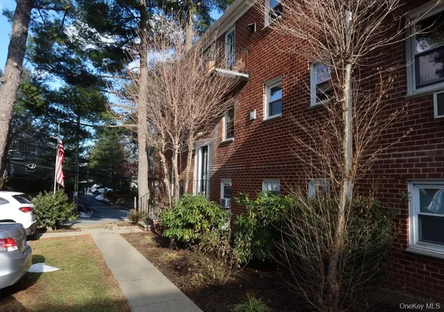Homes for sale in Mount Kisco, NY | 28 Barker St, Mount Kisco, NY 10549