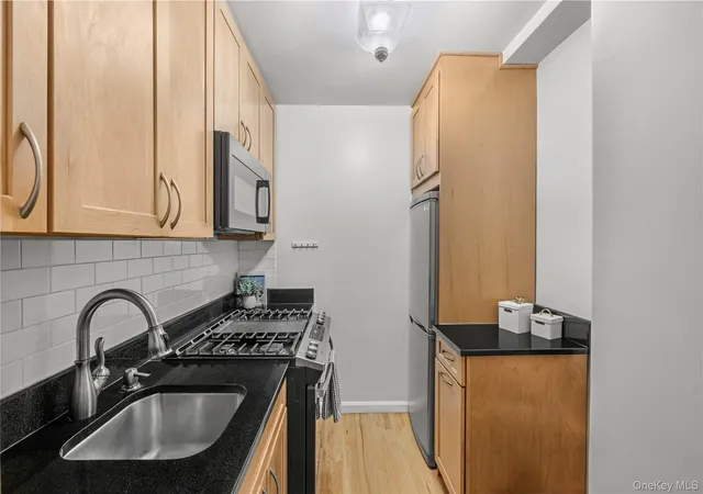 Photo 3 of Condo for sale at 800 Grand Concourse #2BS, Bronx, NY 10451 | MLS# 948687 | Listing updated on 2026-10-08