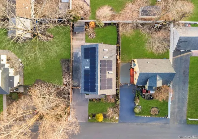 3rd image of 69 E 8Th St, Huntington Station, NY 11746 | MLS# 948994