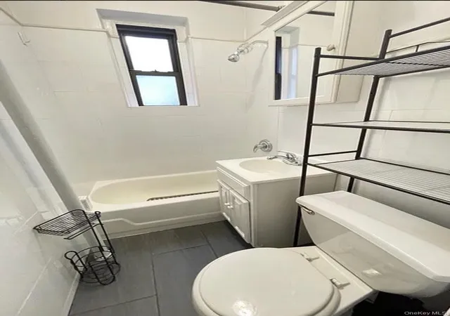 7th image of 21 06 35th St #3C, Astoria, NY 11105 | MLS# 949208