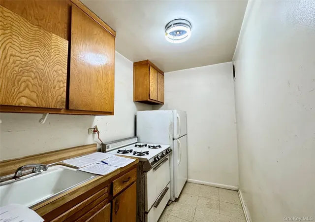 2nd image of Barbizon Owners Inc, Flushing, NY 11354