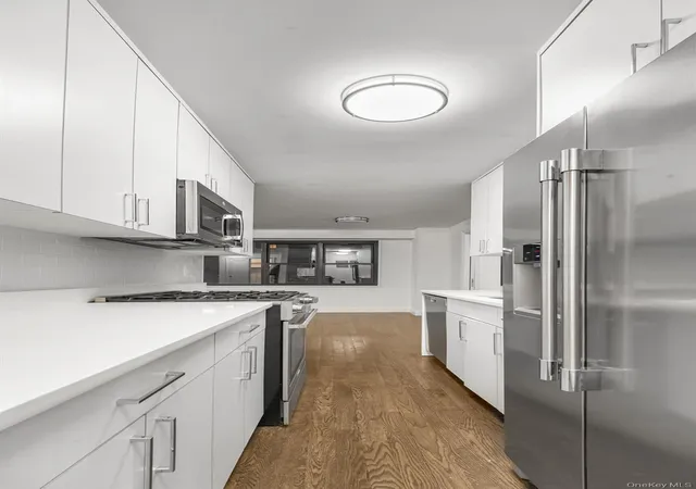 4th image of 1950 80Th St, New York, NY 11370