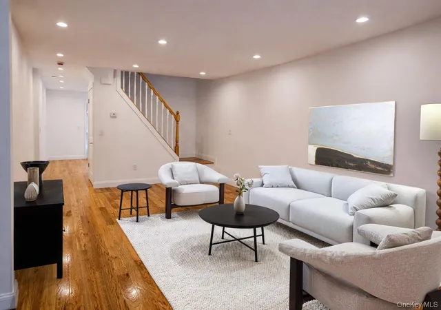 3rd image of 15302 Foch Blvd, Jamaica, NY 11434 | MLS# 949516