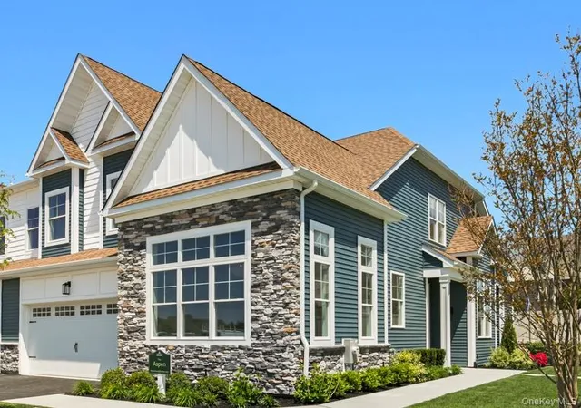 Photo 1 of Sale Pending at 81 Juniper Ln #25, Coram, NY 11727 | MLS# 949587 | Listing updated on 2026-05-19