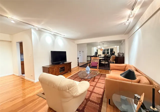 1st image of 142-05 Roosevelt Ave #519, Flushing, NY 11354 | MLS# 949604
