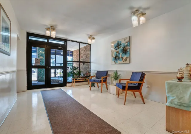 3rd image of 133 Beach 120Th St #1E, Rockaway Park, NY 11694 | MLS# 949606