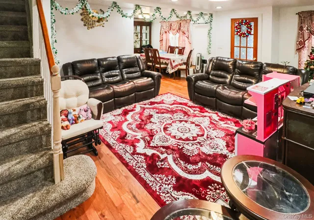 Photo 4 of Single family home for sale at 11202 Witthoff Ave, New York, NY 11429 | MLS# 949700 | Listing updated on 2026-08-03