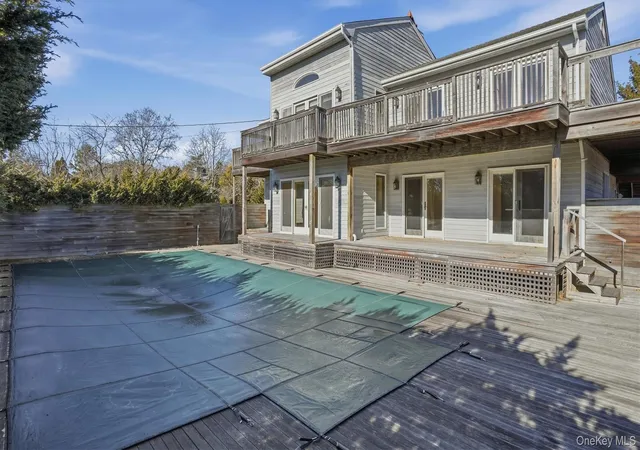 Photo 4 of Sale Pending at 103 Middle Pond Rd, Southampton, NY 11968 | MLS# 949783 | Listing updated on 2026-04-02