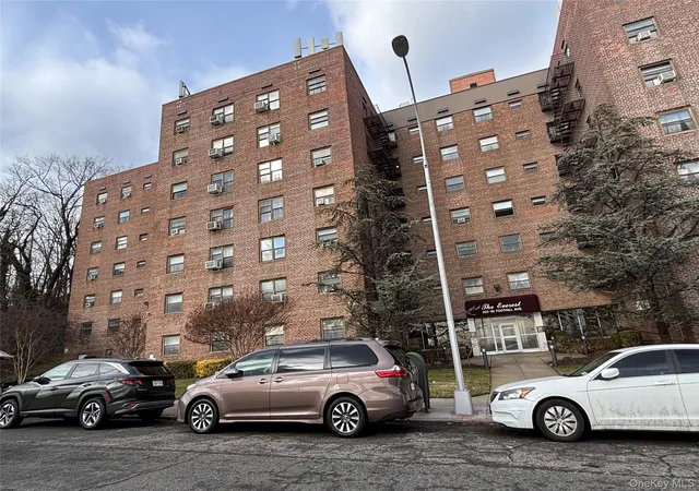 4th image of 202-35 Foothill Ave #21 Foothill Ave, New York, NY 11423