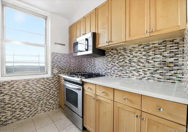 4th image of 118-17 Union Tpke #16G, Forest Hills, NY 11375 | MLS# 949905