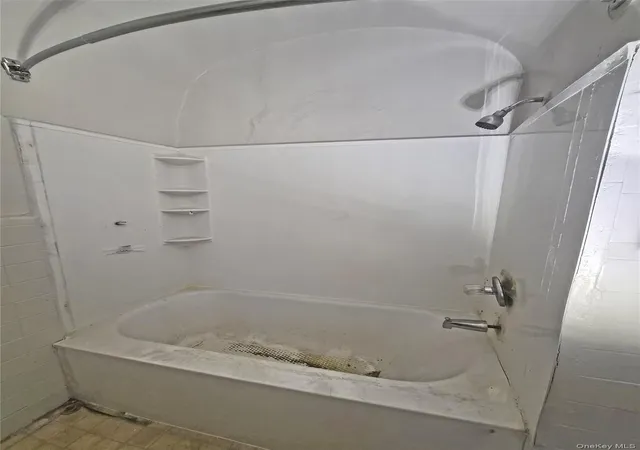 Photo 4 of Sale Pending at 411 Winthrop St, Brooklyn, NY 11203 | MLS# 950128 | Listing updated on 2026-02-05