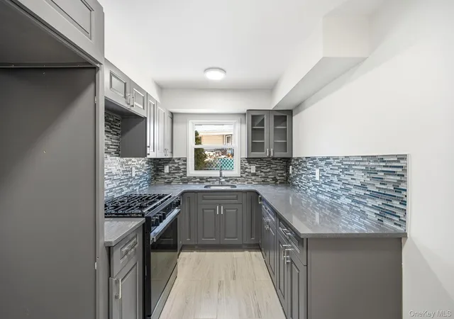 4th image of 113 Woodland Ave #A, New Rochelle, NY 10805 | MLS# 950202