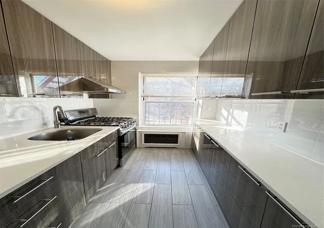 1st image of 68 09 138th St #2B, Flushing, NY 11367 | MLS# 950436