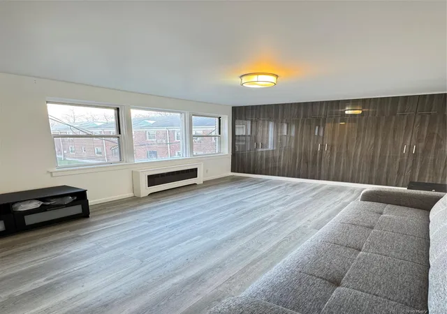 3rd image of 68-09 138Th St #2B, Flushing, NY 11367 | MLS# 950436