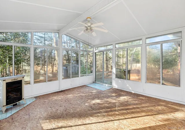 Photo 4 of Sale Pending at 37 Cedar Dr, East Hampton, NY 11937 | MLS# 950455 | Listing updated on 2026-01-31