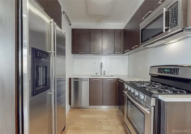 3rd image of 64-05 Yellowstone Blvd #409, Forest Hills, NY 11375 | MLS# 950698