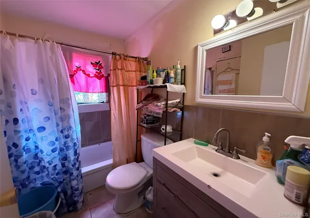 4th image of 3840 Linden Pl, Hempstead, NY 11550 | MLS# 951139