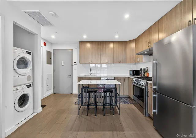 Listing Photo 5 - Condo for sale in Justice Avenue Tower located at 8808 Justice Ave, New York, NY 11373 - Unit #6G