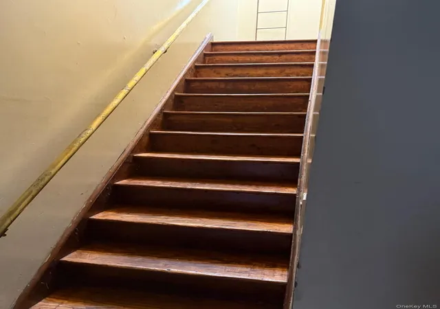 Photo 3 of Sale Pending at 3800 Bronxwood Ave, Bronx, NY 10469 | MLS# 951277 | Listing updated on 2026-07-15