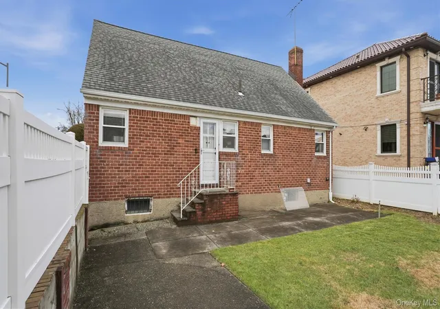14th image of 8357 251st St, Bellerose, NY 11426 | MLS# 951476