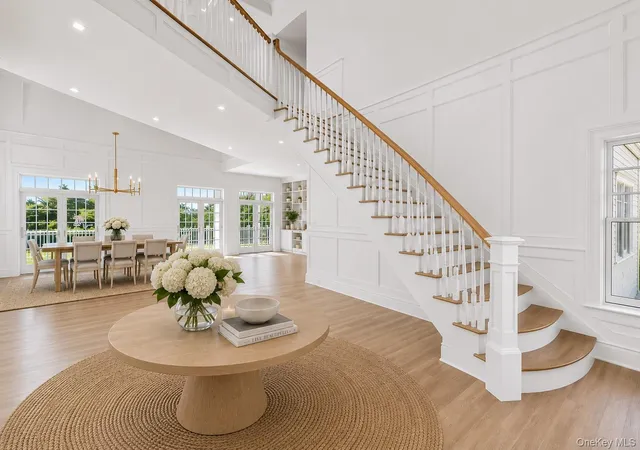 Photo 3 of Mansion for sale at 44 Club Ln, Southampton, NY 11960 | MLS# 951785 | Listing updated on 2026-08-23