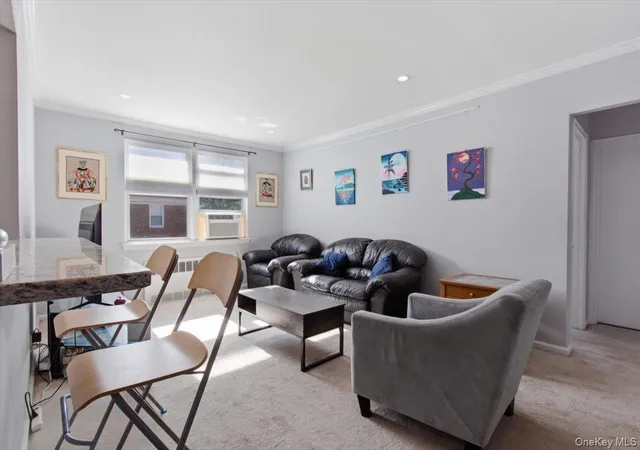 Homes for sale in White Plains, NY | 15 Bryant Crescent #2B, White Plains, NY 10605 | MLS# 951855