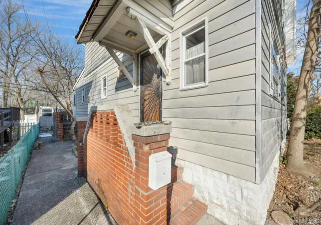 3rd image of 188 Edgewater Park #D, New York, NY 10465 | MLS# 951922