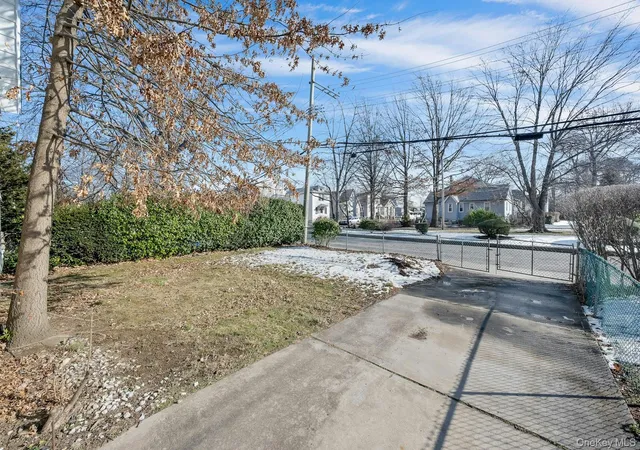 4th image of 188 Edgewater Park #D, New York, NY 10465 | MLS# 951922