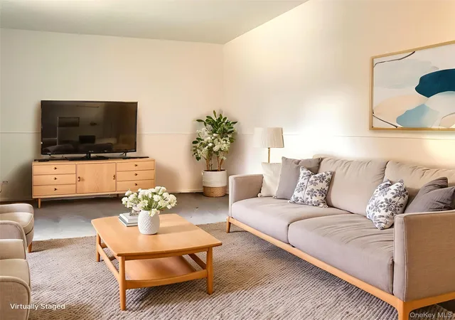 Photo 1 of Sale Pending at 91 10 32nd Avenue #E306, New York, NY 11369 | MLS# 951938 | Listing updated on 2026-10-27