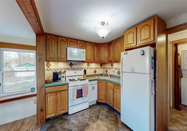Photo 3 of Sale Pending at 46 Neversink Dr, Port Jervis, NY 12771 | MLS# 952019 | Listing updated on 2026-09-16