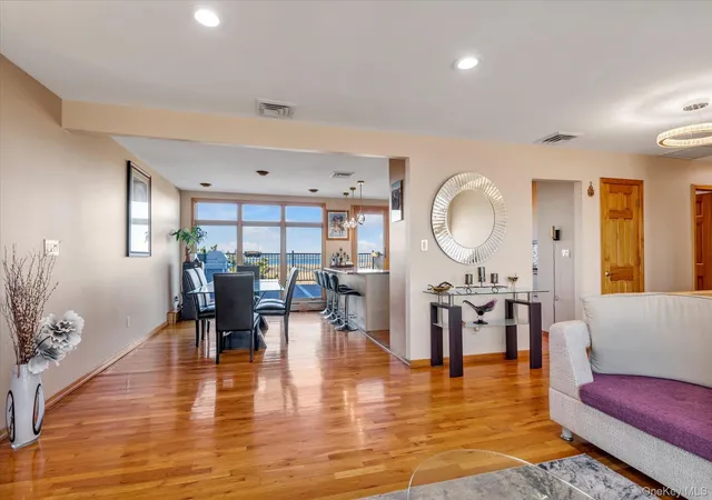 Photo 3 of Sale Pending at 909 Gerry Ave, Lido Beach, NY 11561 | MLS# 952073 | Listing updated on 2026-08-22