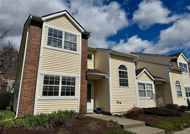 2nd image of 47 Brick Pond Rd, Middletown, NY 10940 | MLS# 952238