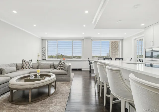 5th image of 100 Hilton Ave, Hempstead, NY 11530