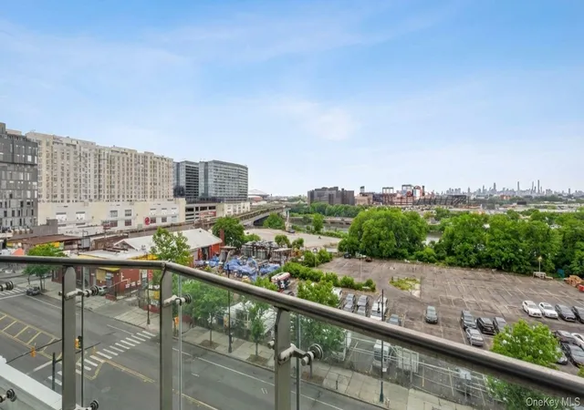 Homes for sale in New York, NY | 133 36 37th Ave #5E, New York, NY 11354 | MLS# 952282