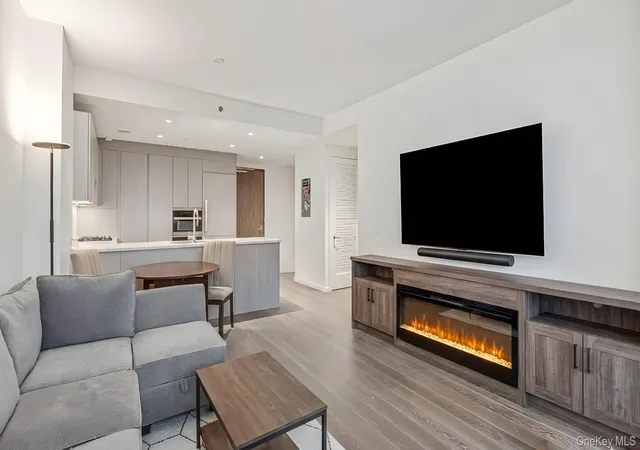 Photo 3 of Sale Pending at 133-36 37th Avenue #5E, Flushing, NY 11354 | MLS# 952282 | Listing updated on 2026-08-29