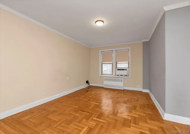 5th image of 48-35 43Rd St, New York, NY 11377