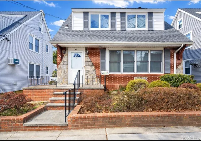 Photo 1 of Sale Pending at 21 Cornell St, Williston Park, NY 11596 | MLS# 952506 | Listing updated on 2026-06-23