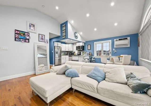 4th image of 229-24 Edgewood Ave, Laurelton, NY 11413 | MLS# 952569