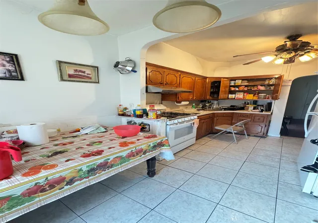 Photo 4 of Sale Pending at 7291 Calamus Ave, Woodside, NY 11377 | MLS# 952675 | Listing updated on 2026-05-07