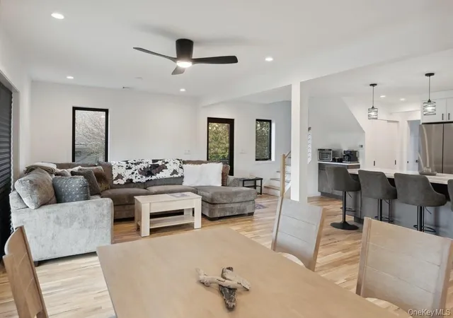 Photo 4 of Single family home for sale at 45 Ditch Plains Rd, East Hampton, NY 11954 | MLS# 952737 | Listing updated on 2026-09-05