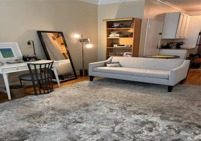 Photo 2 of Sale Pending at 430 E 85th Street #5B, New York, NY 10028 | MLS# 952740 | Listing updated on 2026-06-13