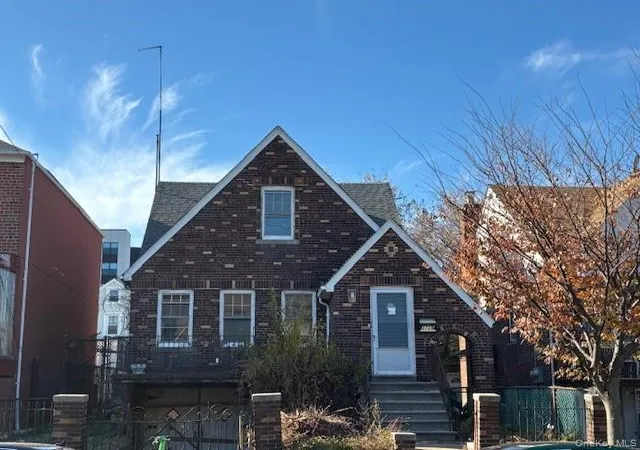 Duplex at 2729 Paulding Ave, Bronx, NY 10469 | MLS# 952748 | | Sold on 2026-07-09