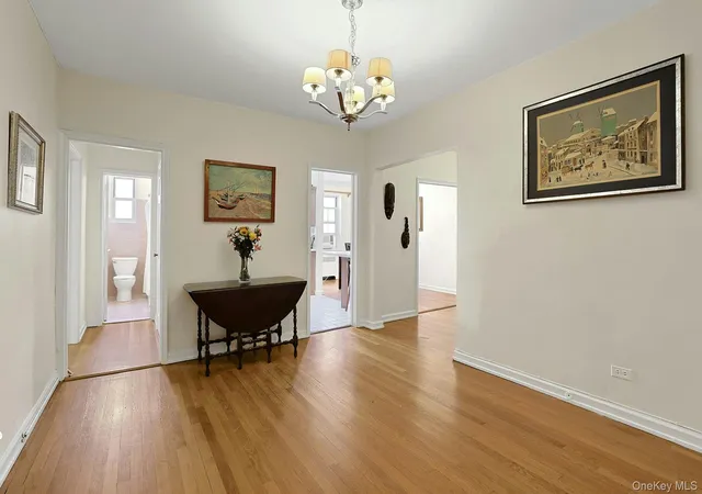 Photo 3 of Condo for sale at 1815 Palmer Ave #3X, Mamaroneck, NY 10538 | MLS# 952803 | Listing updated on 2026-09-17