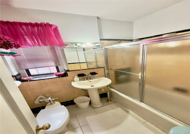 18th image of 35 40 82 St #6C, Jackson Heights, NY 11372 | MLS# 952804