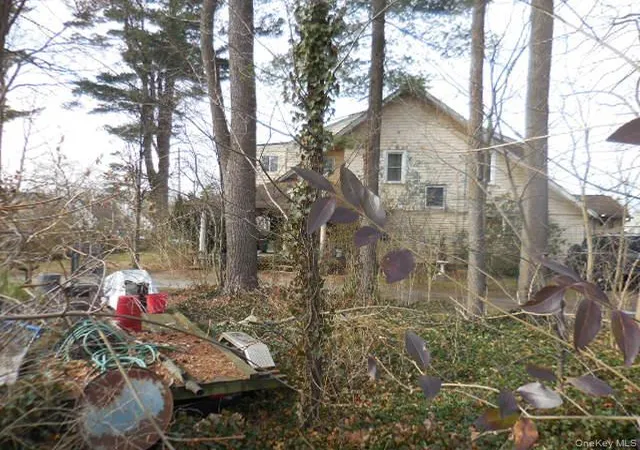 5th image of 20 Washington Ave, Islip, NY 11717 | MLS# 952842