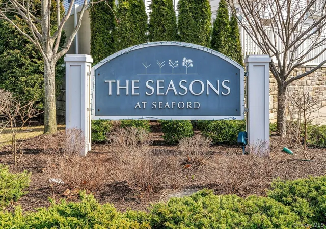 1st image of 28 Spring Dr, Hempstead, NY 11783 | MLS# 952881