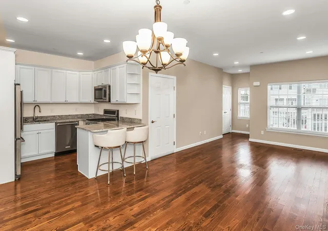 4th image of 28 Spring Dr, Hempstead, NY 11783 | MLS# 952881