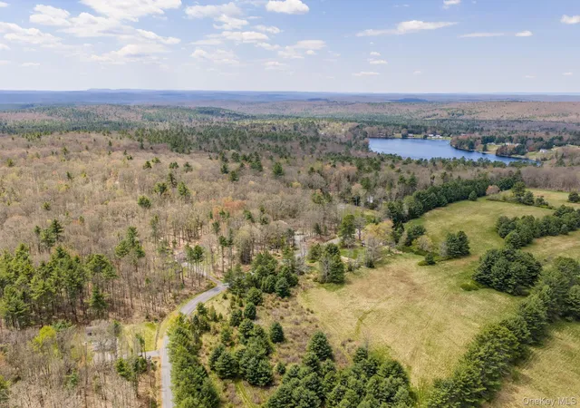 Homes for sale in Highland, NY | 87 Airport Rd, Highland, NY 12732 | MLS# 952895