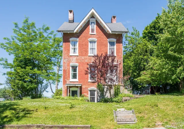 Photo 1 of Sale Pending at 33 Cliff St, Beacon, NY 12508 | MLS# 952958 | Listing updated on 2026-09-15